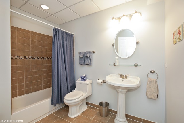 1030 Riviera Dr, Elgin, IL 60124 photo 18