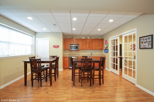 1030 Riviera Dr, Elgin, IL 60124 photo 15