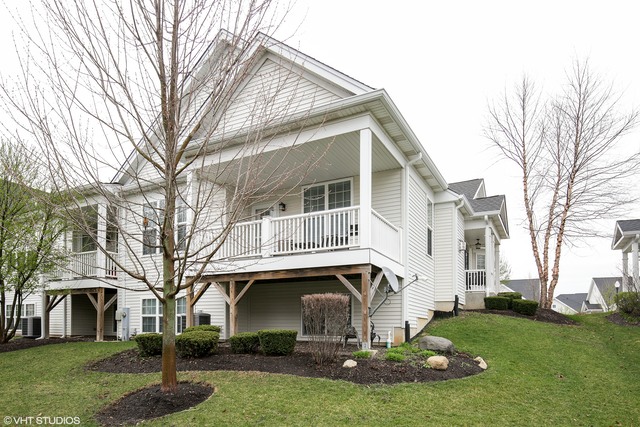 1030 Riviera Dr, Elgin, IL 60124 photo 20