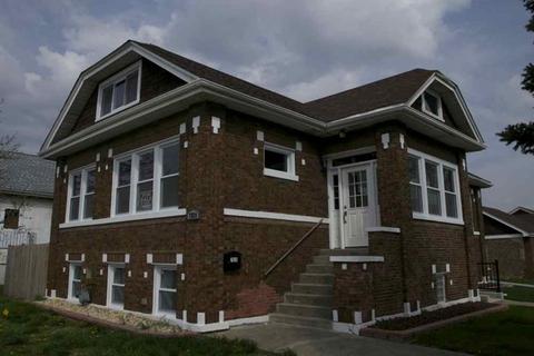 7824 43rd St, Lyons, IL 60534 photo 1