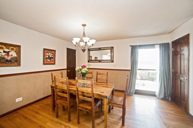 2634 Forestview Ave, Brookfield, IL 60513 photo 4