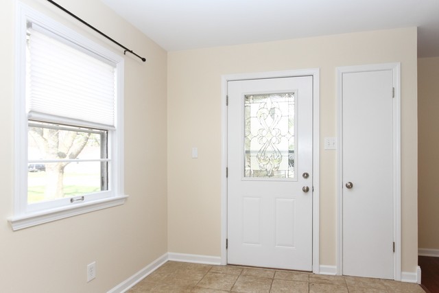 507 Deerpath Dr, Mchenry, IL 60051 photo 2