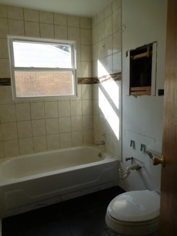 94 E Dennis Rd, Wheeling, IL 60090 photo 13