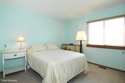 620 Longwood Dr, Algonquin, IL 60102 photo 11