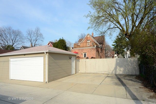 435 Thomas Ave, Forest Park, IL 60130 photo 22