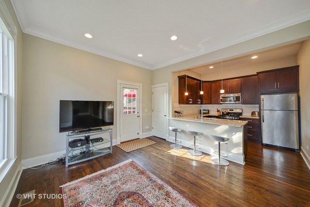 435 Thomas Ave, Forest Park, IL 60130 photo 5