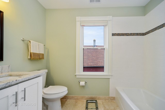 435 Thomas Ave, Forest Park, IL 60130 photo 13