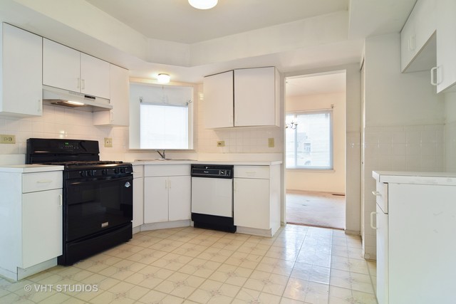 1485 Beaumont Cir, Bartlett, IL 60103 photo 3