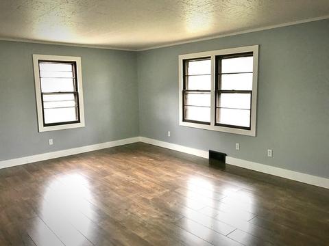 104 1st St, Walnut, IL 61376 photo 7