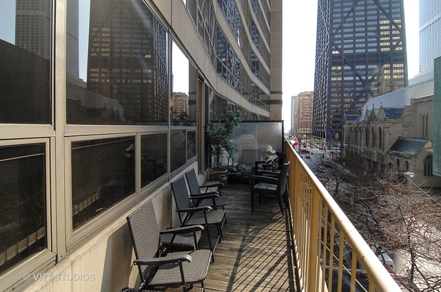 110 E Delaware Pl #402, Chicago, IL 60611 photo 11