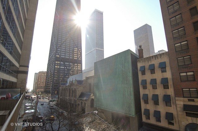 110 E Delaware Pl #402, Chicago, IL 60611 photo 12