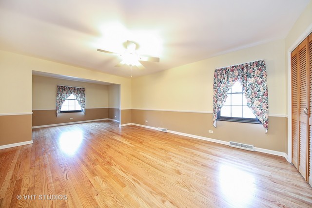 231 Warwick Dr, Naperville, IL 60565 photo 14