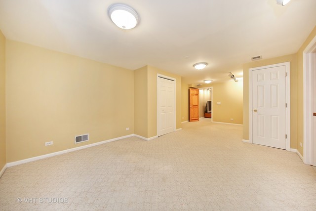 231 Warwick Dr, Naperville, IL 60565 photo 24