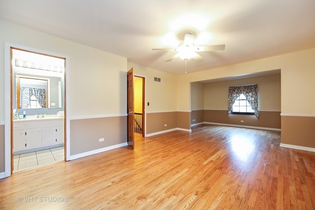 231 Warwick Dr, Naperville, IL 60565 photo 16