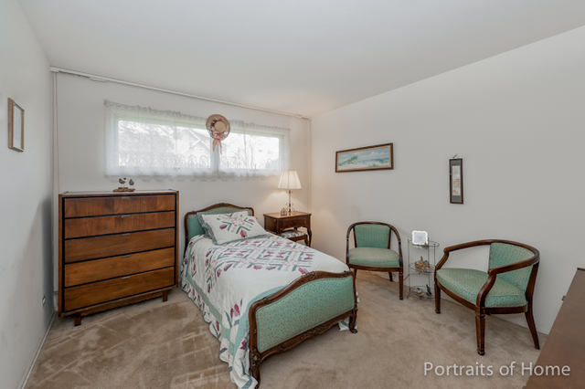 533 Countryside Dr, Wheaton, IL 60187 photo 9