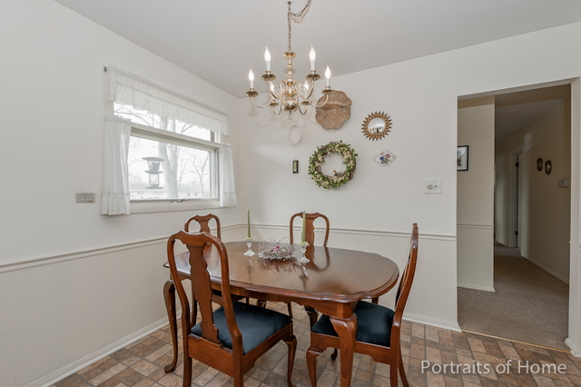 533 Countryside Dr, Wheaton, IL 60187 photo 6