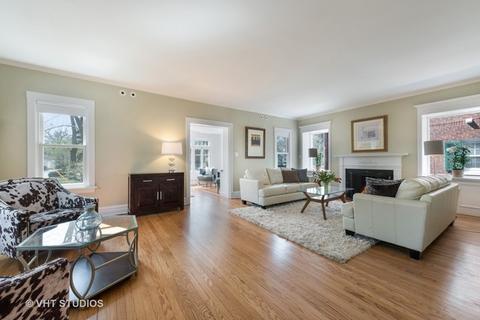 616 Gregory Ave, Wilmette, IL 60091 photo 3