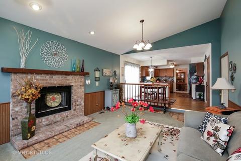 85 Decker Dr, Cary, IL 60013 photo 5
