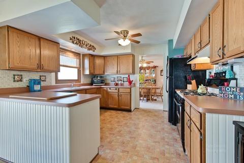 85 Decker Dr, Cary, IL 60013 photo 19