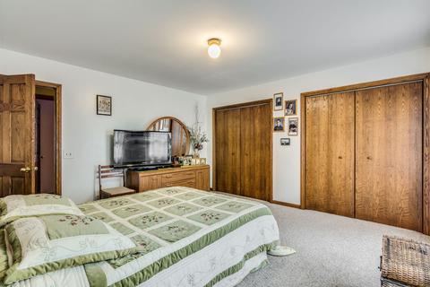 111 E Brookfield Ave, Mount Prospect, IL 60056 photo 16