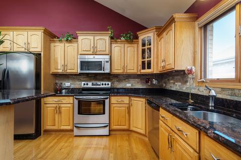 8511 Lorel Ave, Burbank, IL 60459 photo 12