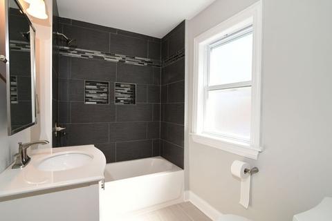 10523 S Claremont Ave, Chicago, IL 60643 photo 4