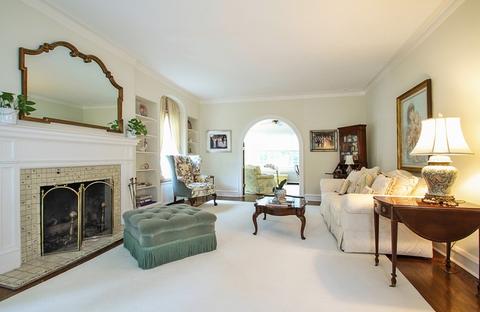 900 Lenox Rd, Glenview, IL 60025 photo 4