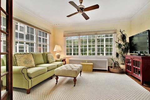 900 Lenox Rd, Glenview, IL 60025 photo 6