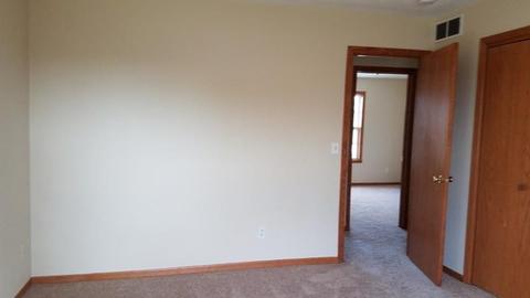 11117 Downing Ln, Roscoe, IL 61073 photo 12