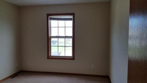 11117 Downing Ln, Roscoe, IL 61073 photo 10