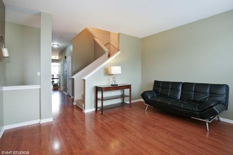 3040 Cookson Ave, Elgin, IL 60124 photo 2