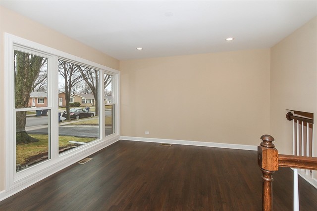 100 N Grant Dr, Addison, IL 60101 photo 9