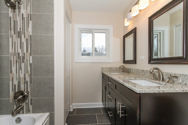 100 N Grant Dr, Addison, IL 60101 photo 6