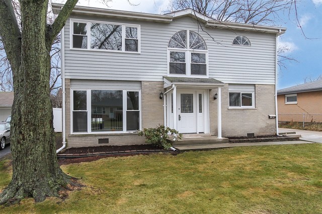 100 N Grant Dr, Addison, IL 60101 photo 1