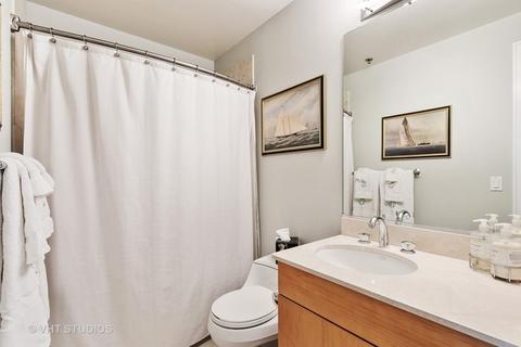 250 E Pearson St #2101, Chicago, IL 60611 photo 15