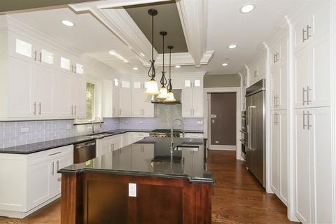 2323 Westview Dr, Des Plaines, IL 60018 photo 8