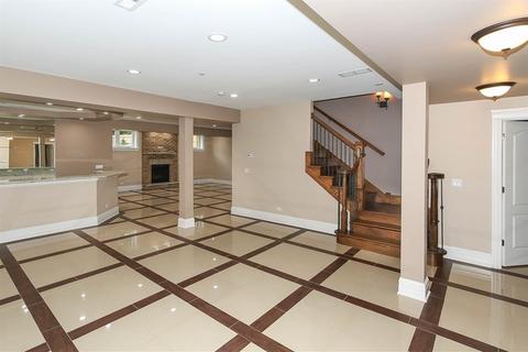 2323 Westview Dr, Des Plaines, IL 60018 photo 21
