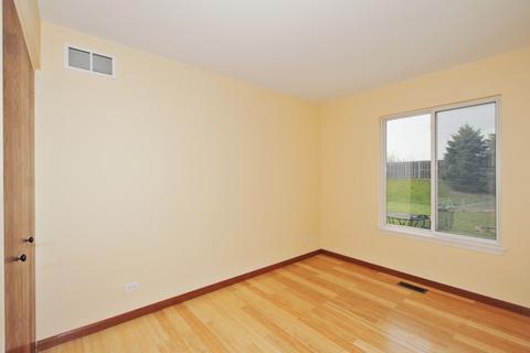 4615 Deames St, Plano, IL 60545 photo 9