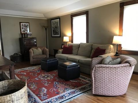 711 Richards St, Geneva, IL 60134 photo 2