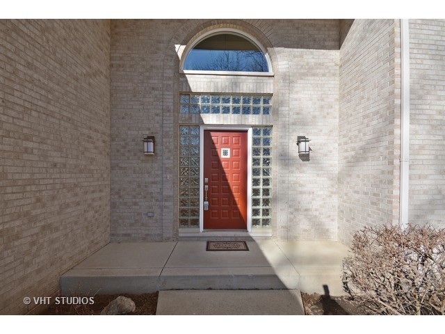 1130 Preserve Trl, Bartlett, IL 60103 photo 2