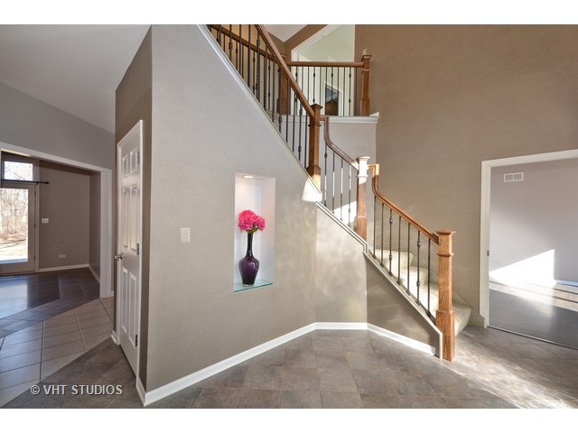 1130 Preserve Trl, Bartlett, IL 60103 photo 3