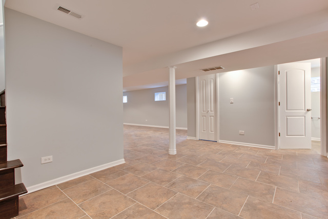 10000 S Oakley Ave, Chicago, IL 60643 photo 19