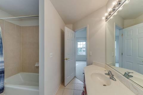 388 E Bloomfield Cir E, Oswego, IL 60543 photo 23
