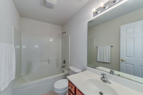 388 E Bloomfield Cir E, Oswego, IL 60543 photo 21