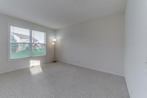 388 E Bloomfield Cir E, Oswego, IL 60543 photo 5