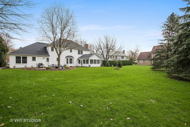 2062 Middleton Dr, Wheaton, IL 60189 photo 10