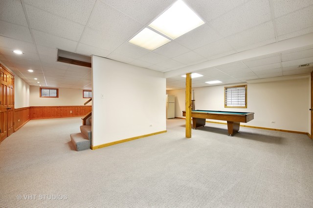 2062 Middleton Dr, Wheaton, IL 60189 photo 6
