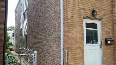 3731 W Wilson Ave, Chicago, IL 60625 photo 4