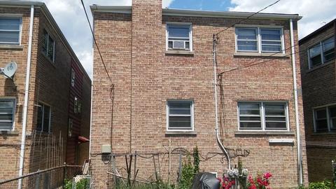 3731 W Wilson Ave, Chicago, IL 60625 photo 2