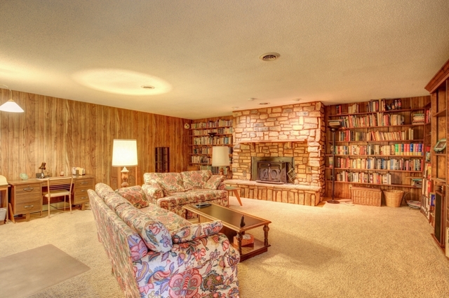 610 Devon Dr, Saint Joseph, IL 61873 photo 9